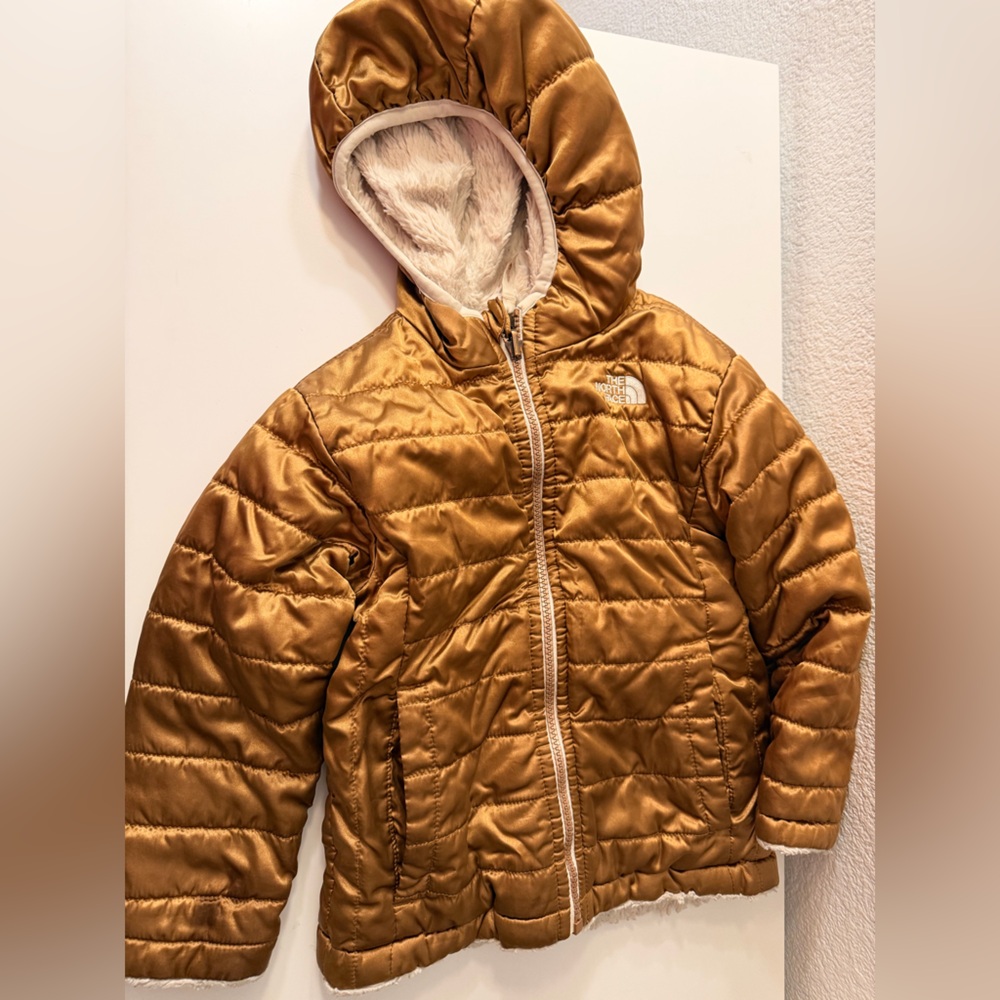 Kids The North Face Shasta reversible full-zip jacket.